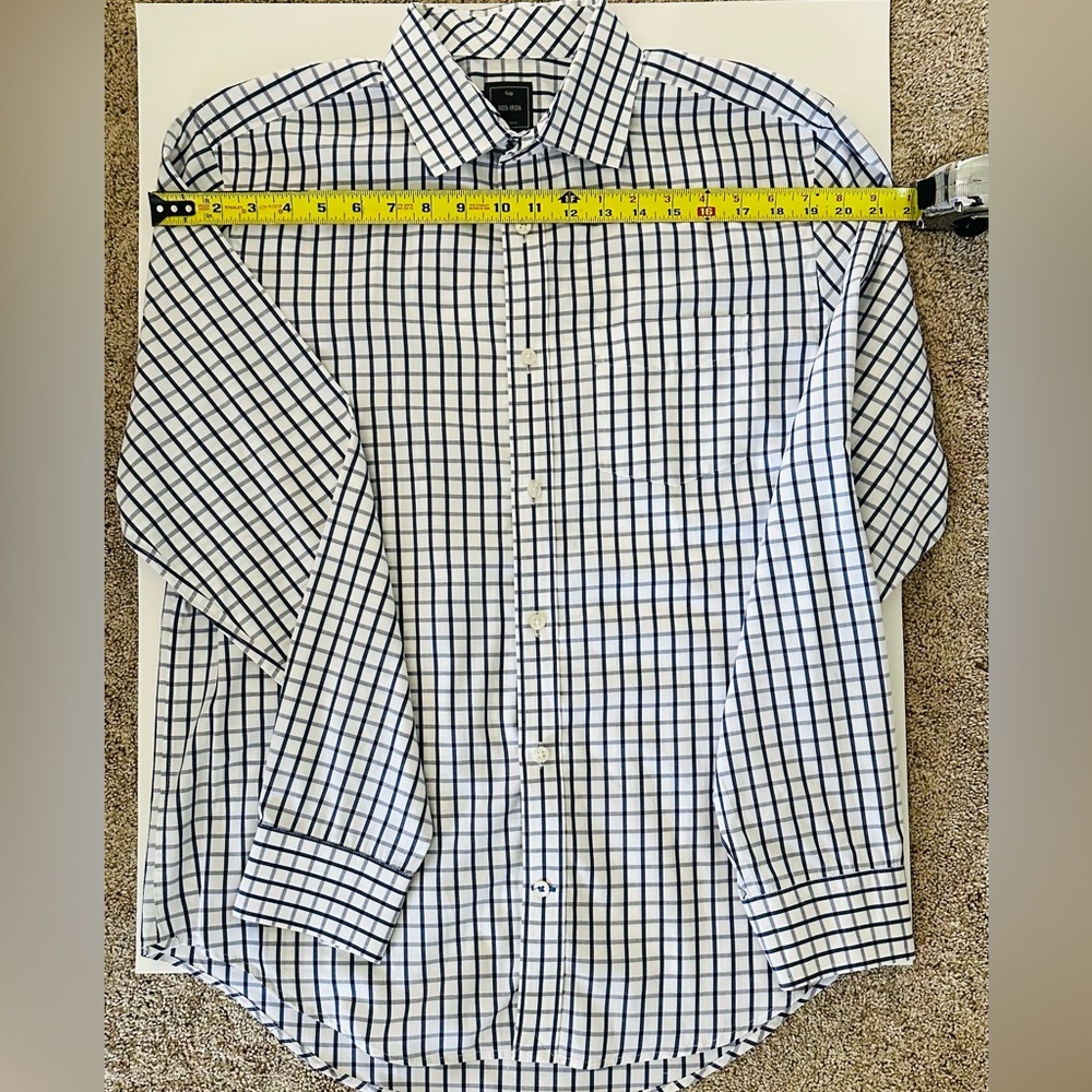 GAP Navy and White Plaid Button-Down Shirt - Picture 2 of 3